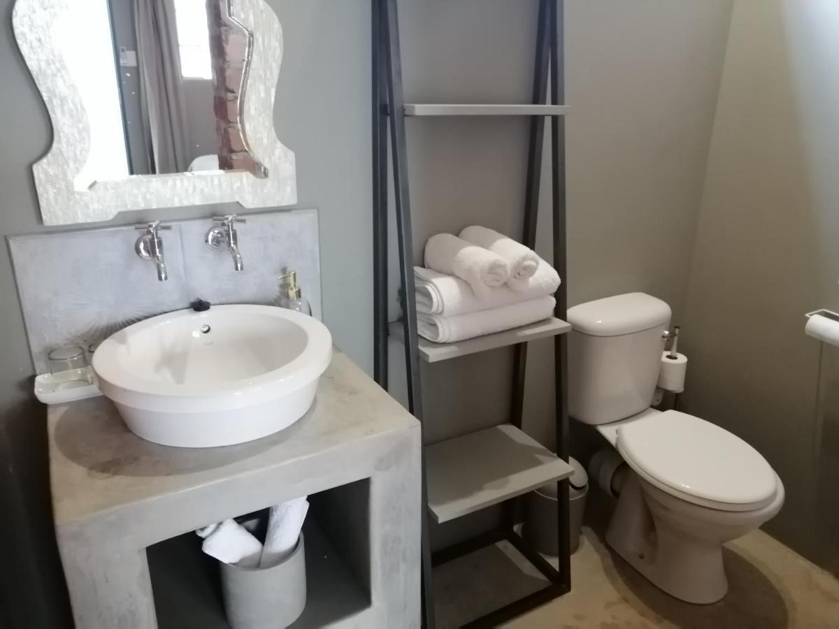Tsumeb Theater Guesthouse Zewnętrze zdjęcie