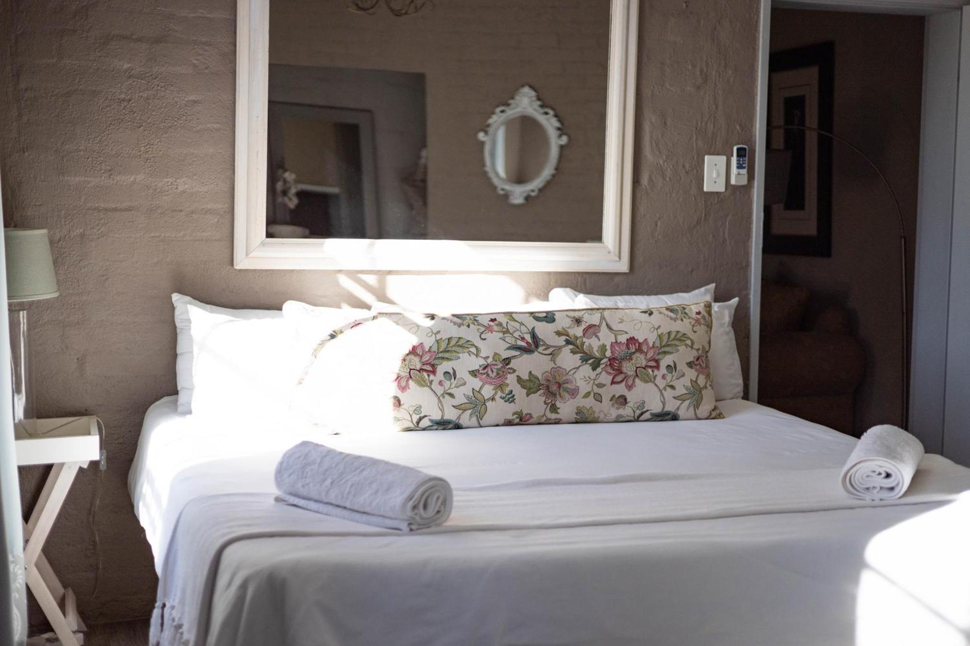 Tsumeb Theater Guesthouse Zewnętrze zdjęcie
