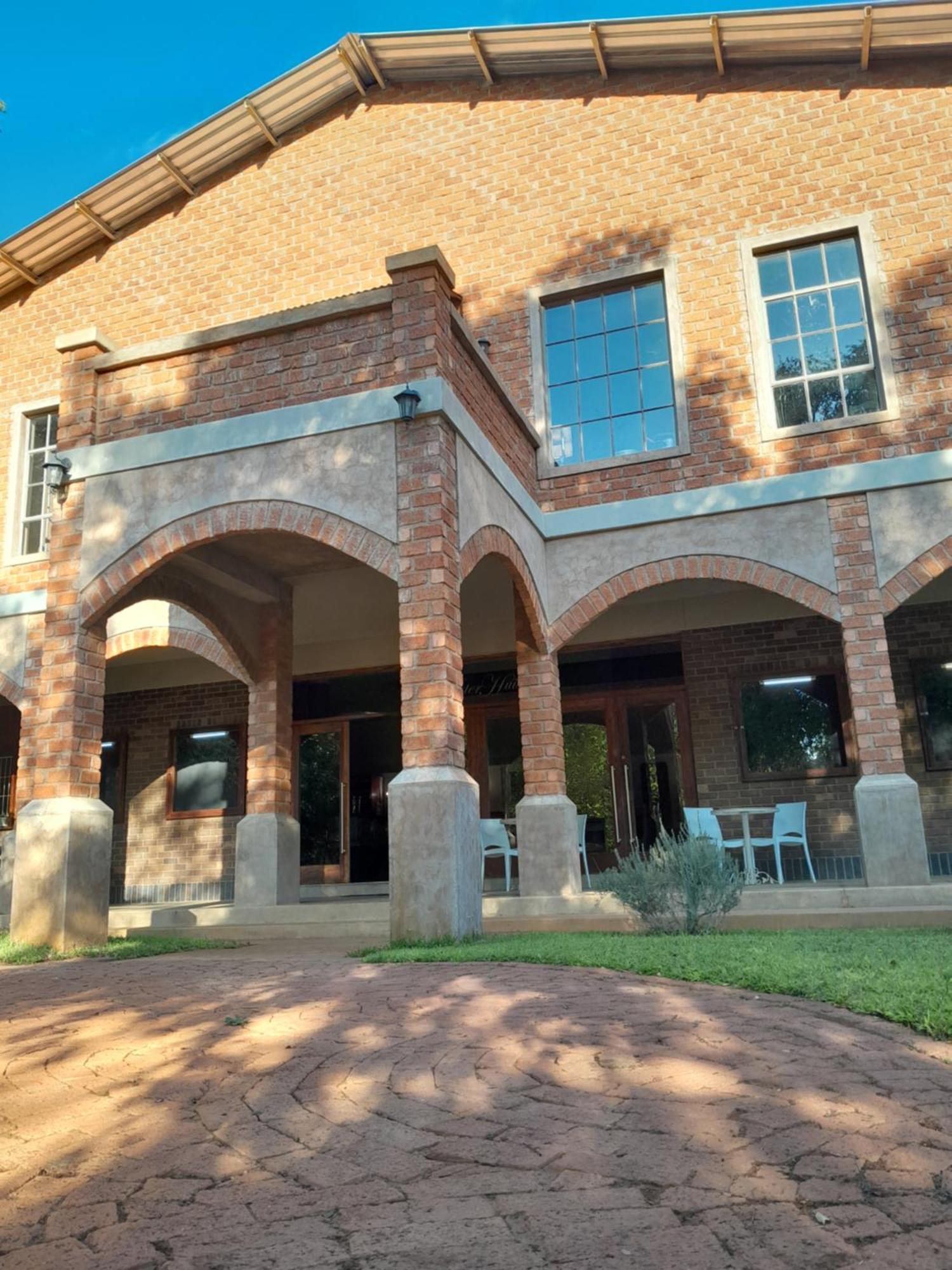 Tsumeb Theater Guesthouse Zewnętrze zdjęcie